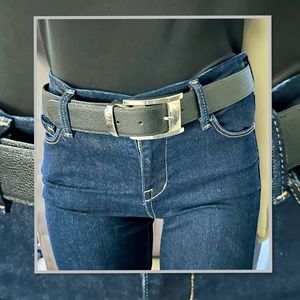 L.W.C. GENUINE ITALIAN LEATHER BELT BLACK WITH SILVER BUCKLE 44